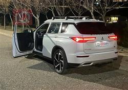 ميتسوبيشي اوتلاندر